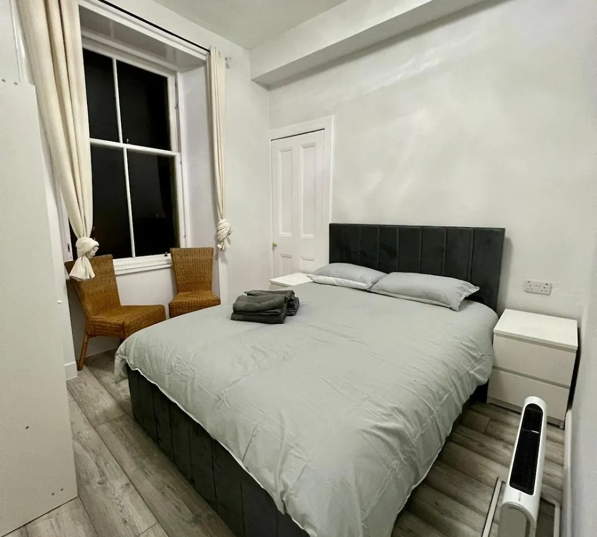 Old Town Royal Mile 2 Bedrooms Edinburgh