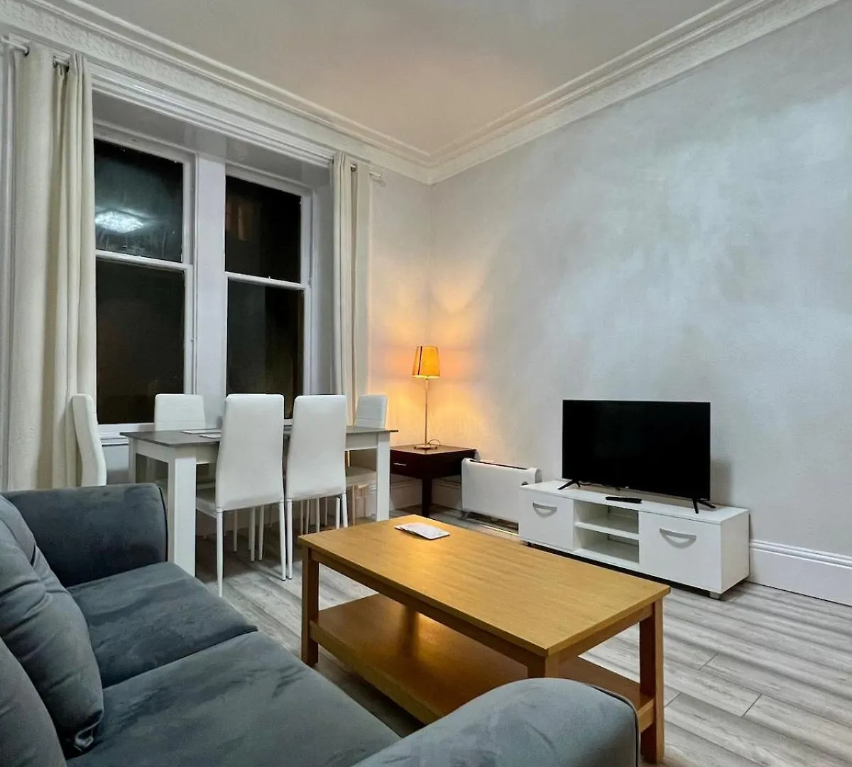 Old Town Royal Mile 2 Bedrooms Edinburgh